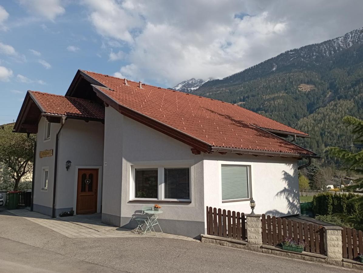 Appartement Haus Edelweiss Moelltal à Flattach Extérieur photo